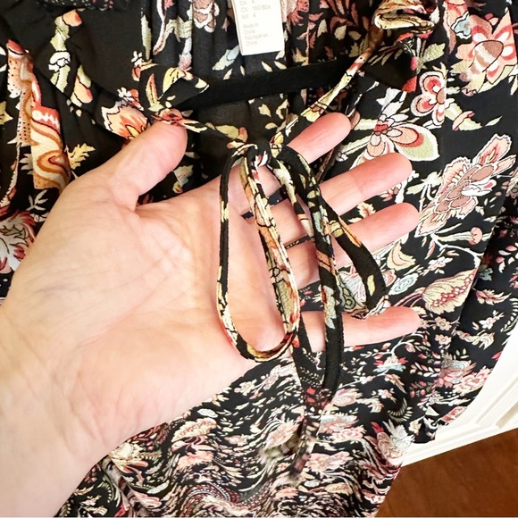 H&M Women’s Black Paisley Floral Ruffle Collar Peasant Boho Midi Dress Flowy 4 - Picture 6 of 10